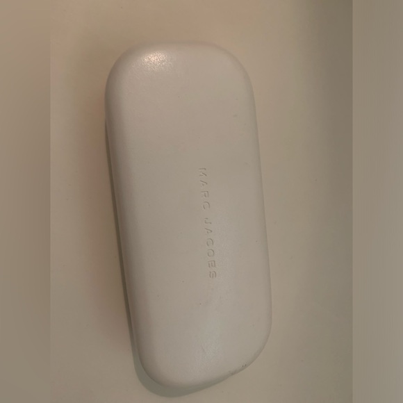 Marc Jacob’s sunglasses - Picture 9 of 9